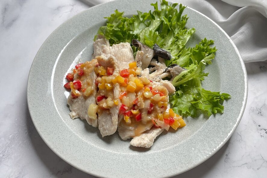 しっとり鶏胸肉のアジアンソースがけ【大倉実里】