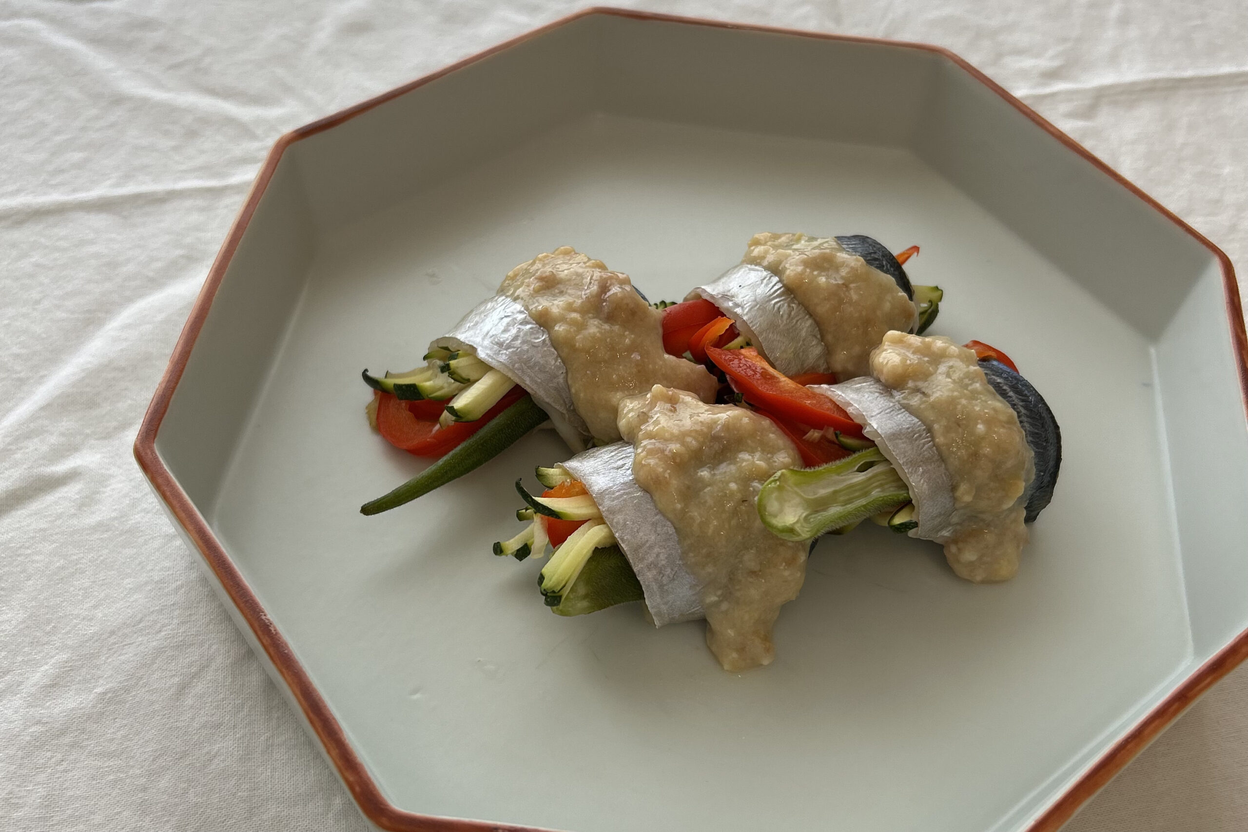 鯵の夏野菜巻き-梅味噌ソース-【梶　優】