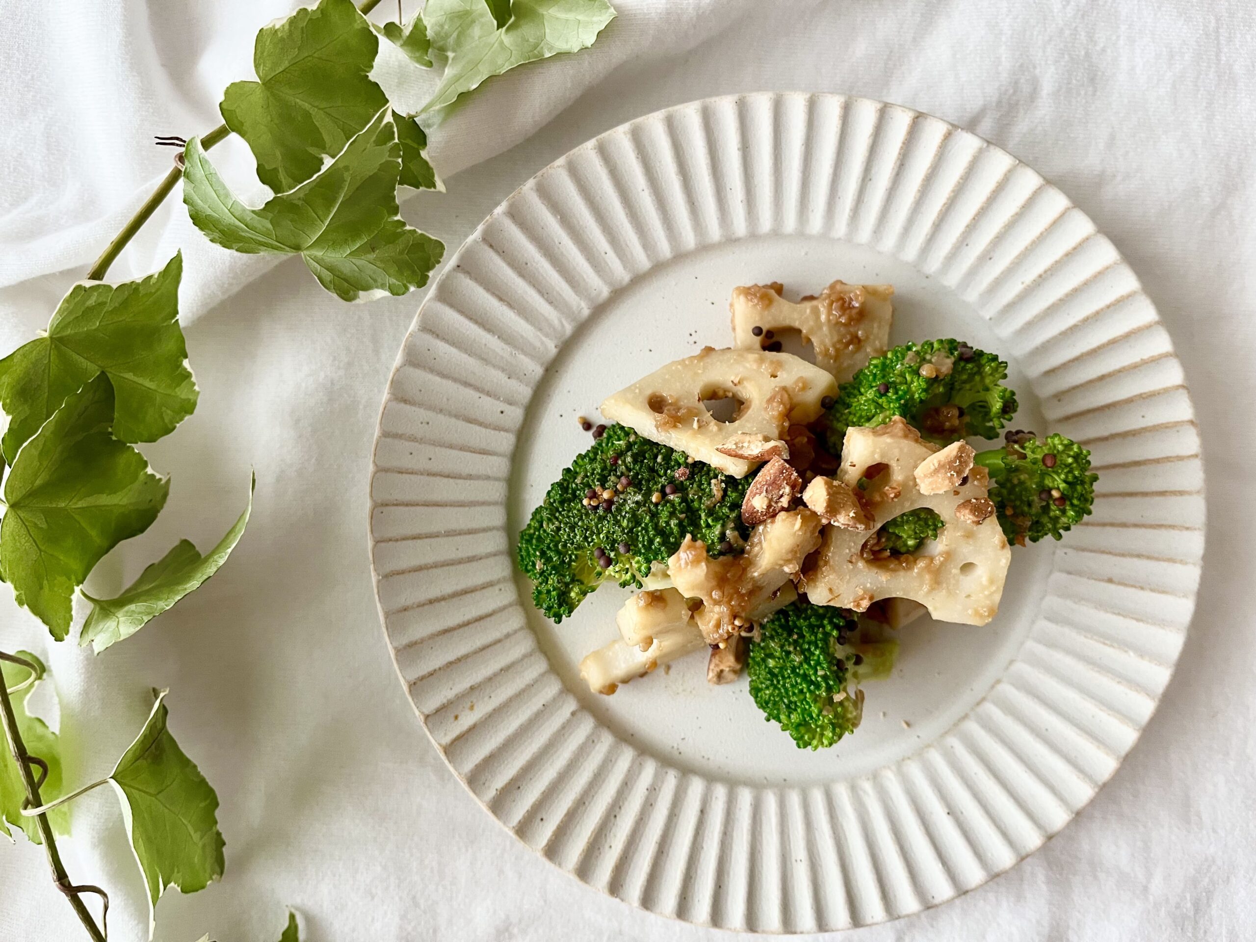 ブロッコリーと蓮根のホットサラダ【大浦舞】