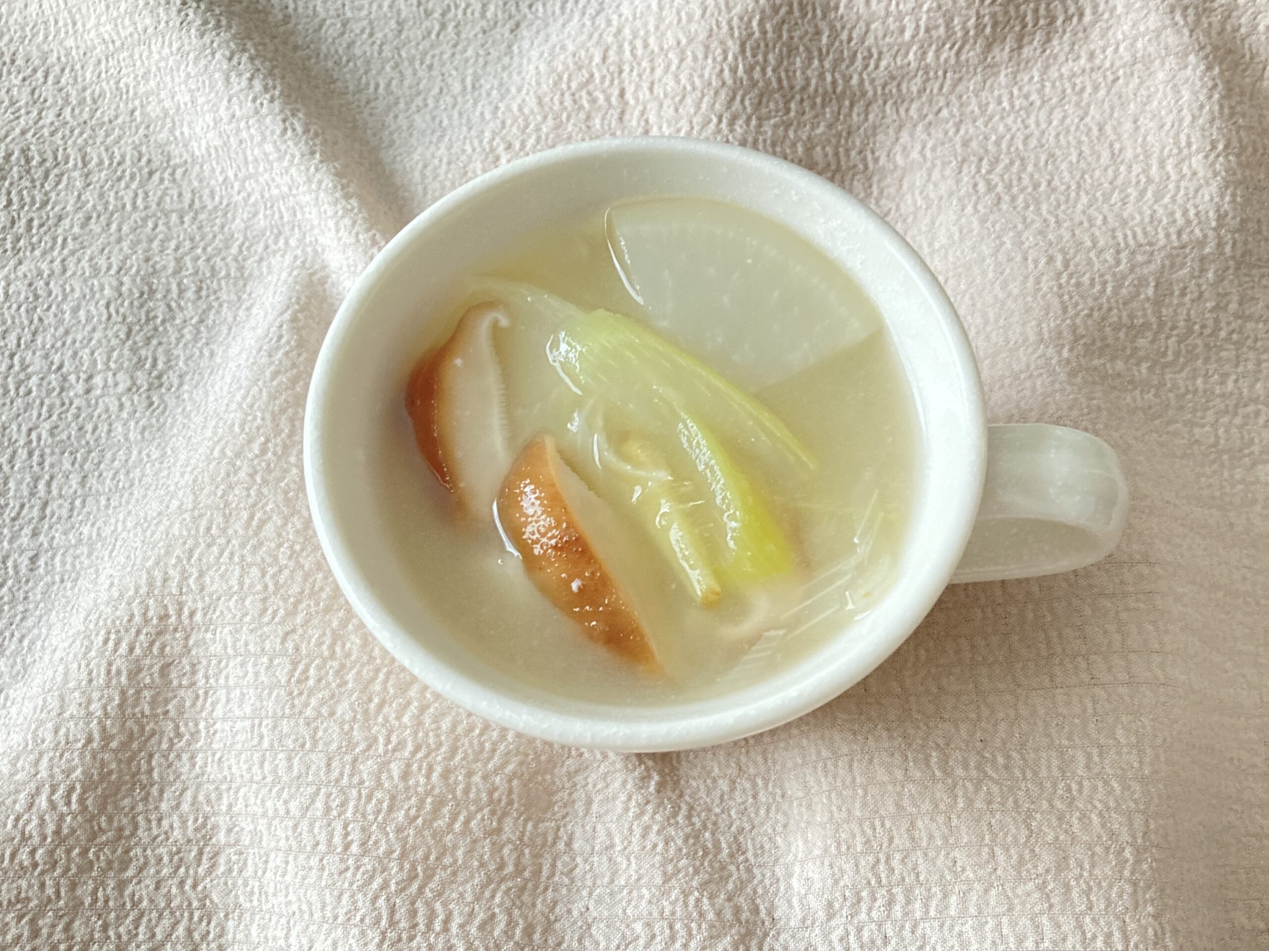 かぶと椎茸の生姜スープ【髙橋香織】