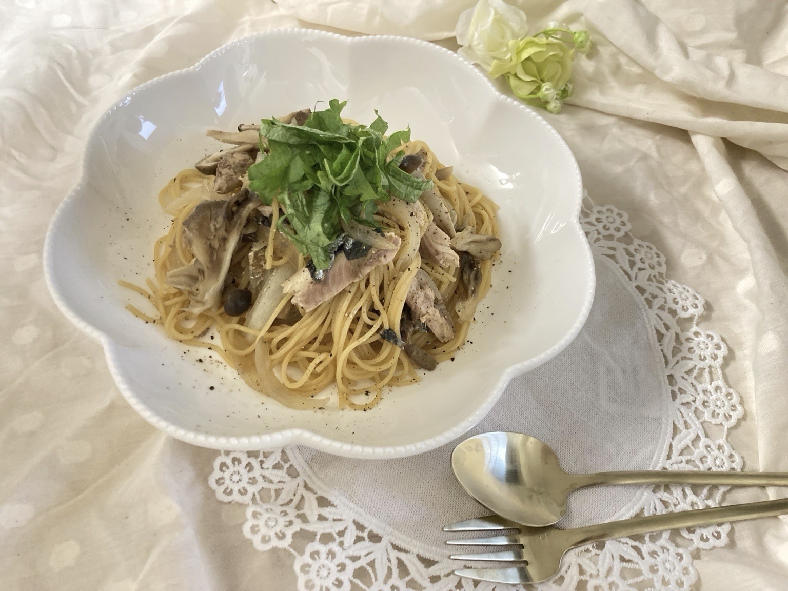 秋刀魚ときのこの和風豆パスタ【三田奈津樹】